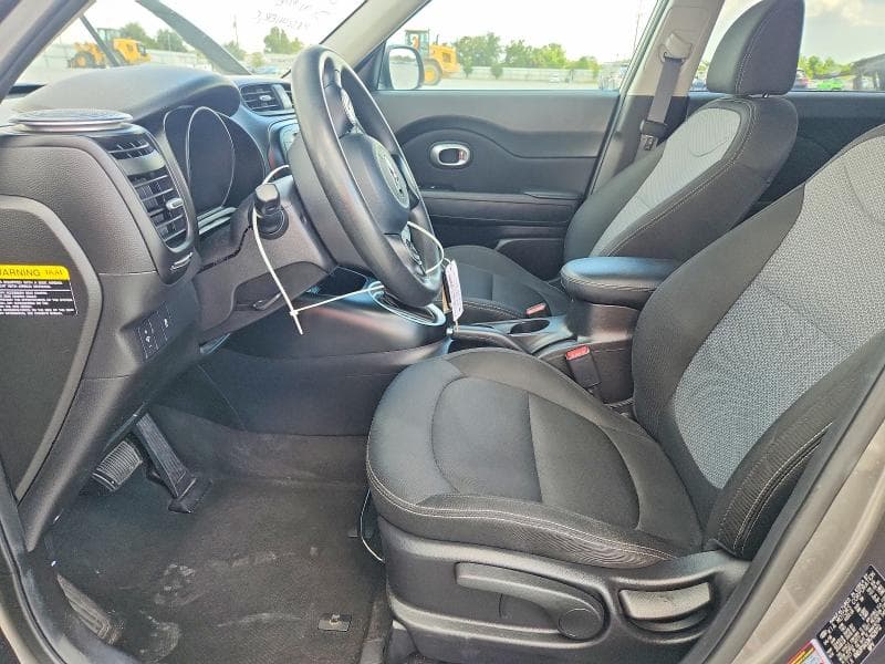 2019 KIA SOUL + 7