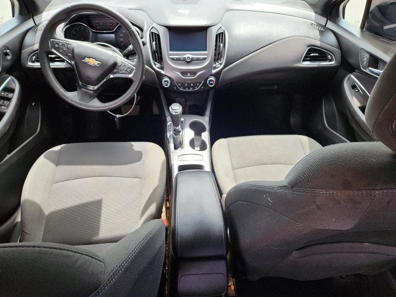 2017 CHEVROLET CRUZE LT 8