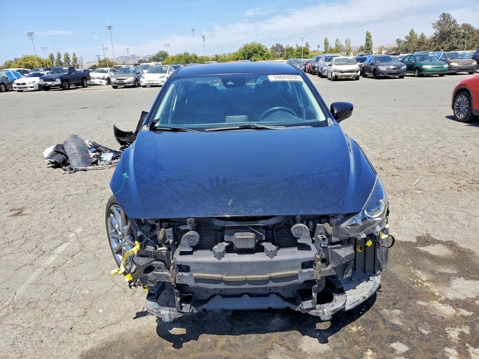 2018 MAZDA 3 TOURING 5