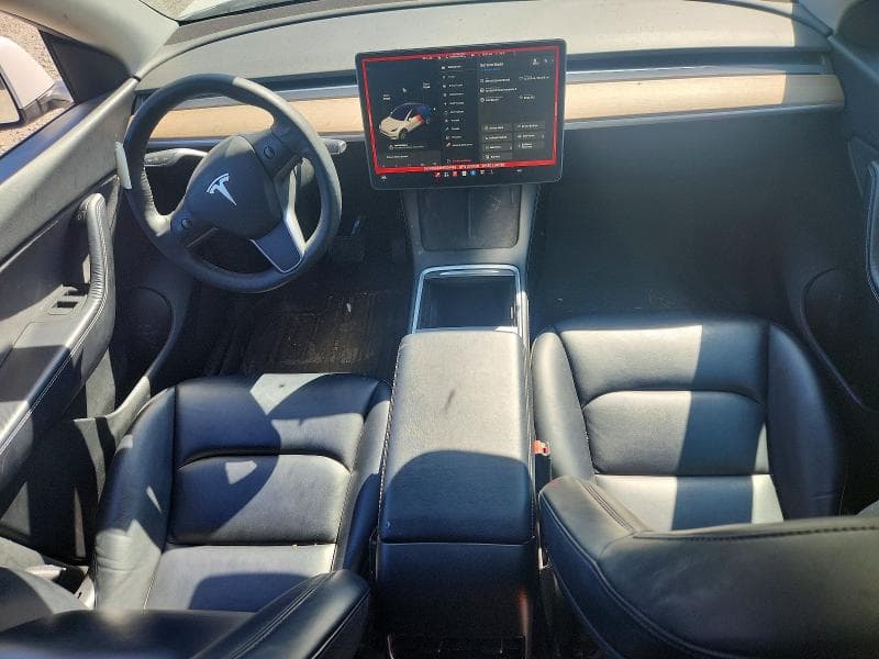 2021 TESLA MODEL Y 8