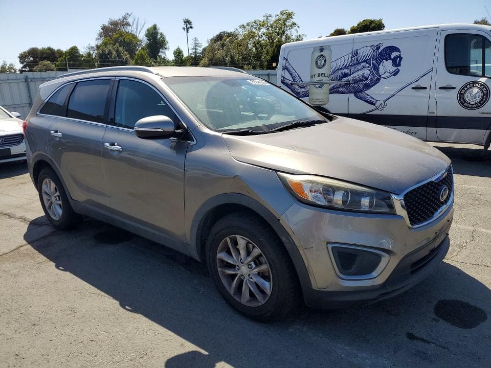 2017 KIA SORENTO LX V6 4