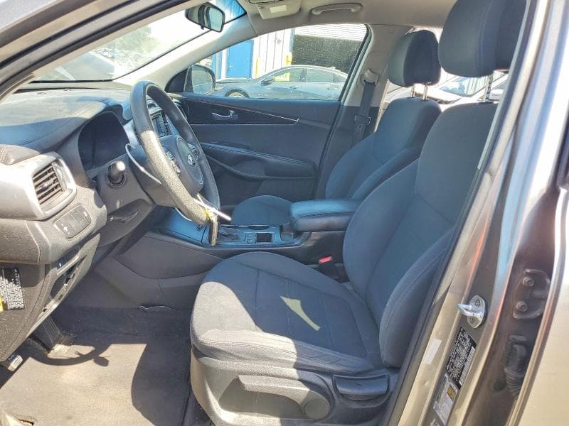 2017 KIA SORENTO LX V6 7