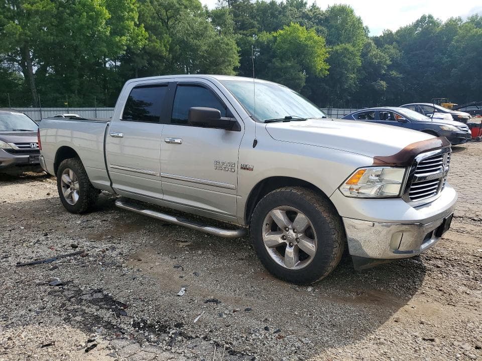 2017 RAM 1500 SLT 4