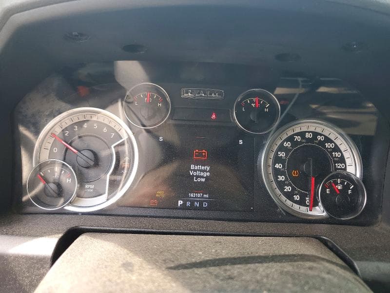 2017 RAM 1500 SLT 9