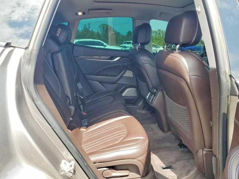 2017 MASERATI LEVANTE S LUXURY 11