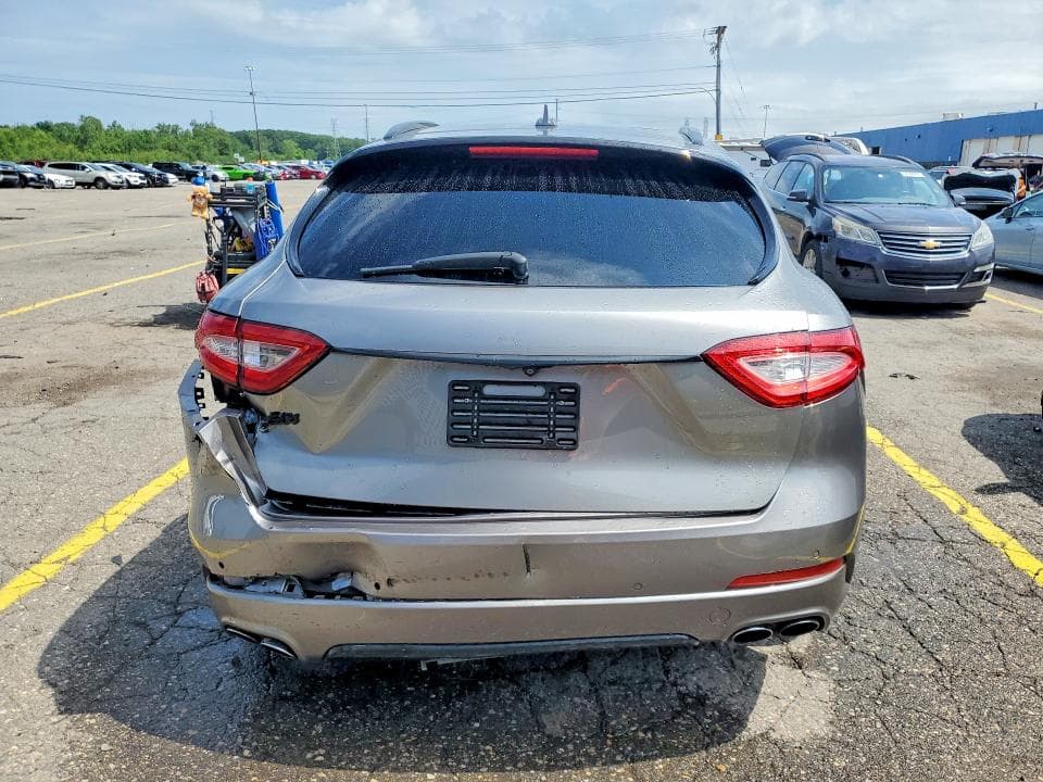 2017 MASERATI LEVANTE S LUXURY 6