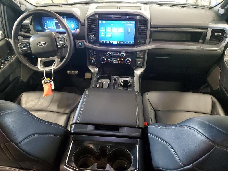 2025 FORD F150 8
