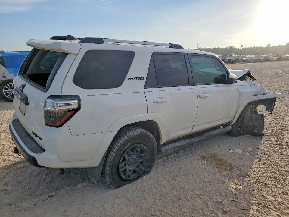 2018 TOYOTA 4RUNNER TRD PRO 3
