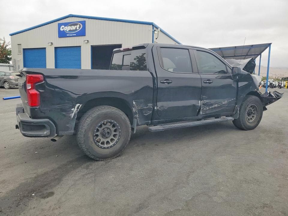2023 CHEVROLET SILVERADO C1500 RST 3