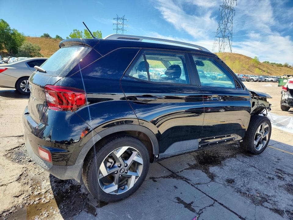 2025 HYUNDAI VENUE SEL 3