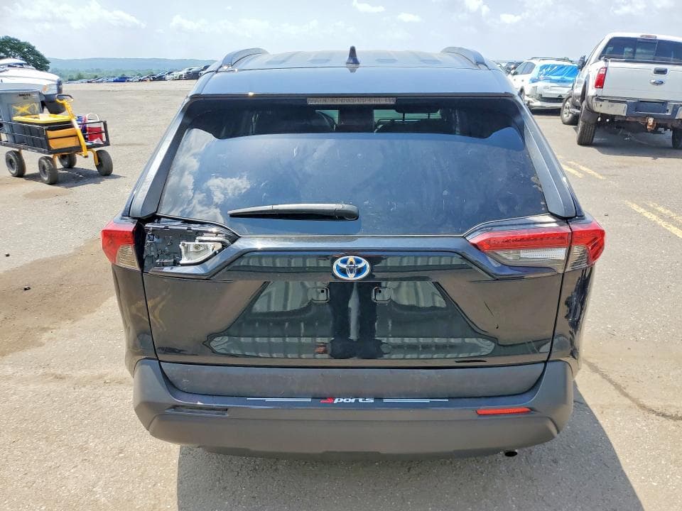 2023 TOYOTA RAV4 LE 6