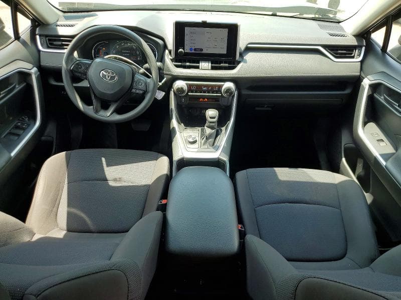 2023 TOYOTA RAV4 LE 8