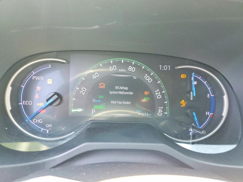 2023 TOYOTA RAV4 LE 9