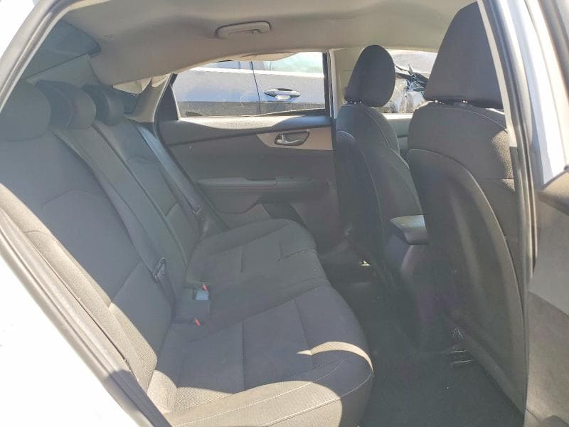 2021 KIA FORTE LXS 10