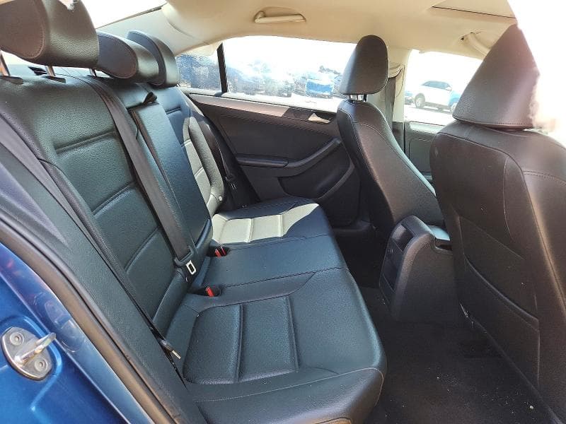 2017 VOLKSWAGEN JETTA SE 10