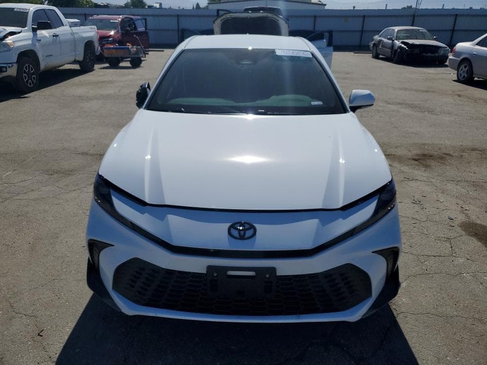 2026 TOYOTA CAMRY SE 5