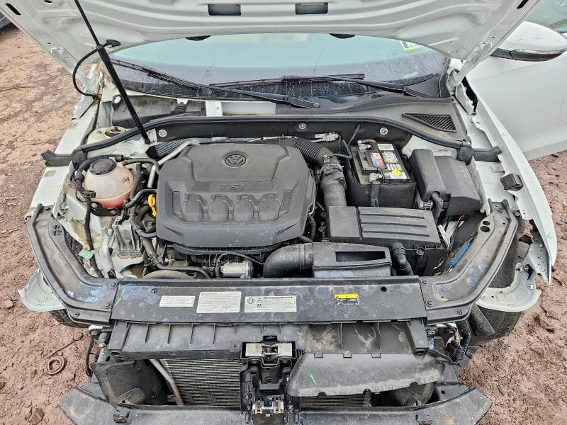 2018 VOLKSWAGEN PASSAT SE 11