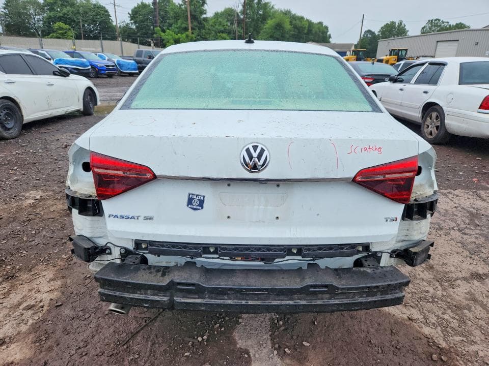 2018 VOLKSWAGEN PASSAT SE 6