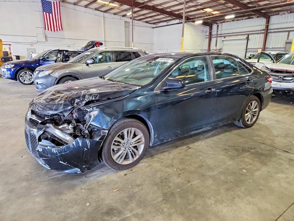 2017 TOYOTA CAMRY SE - 1
