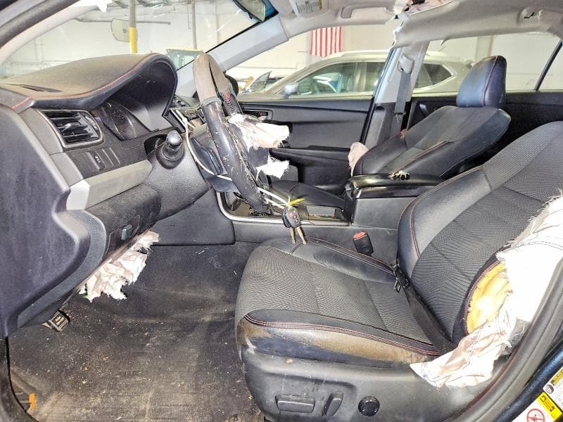 2017 TOYOTA CAMRY SE 7