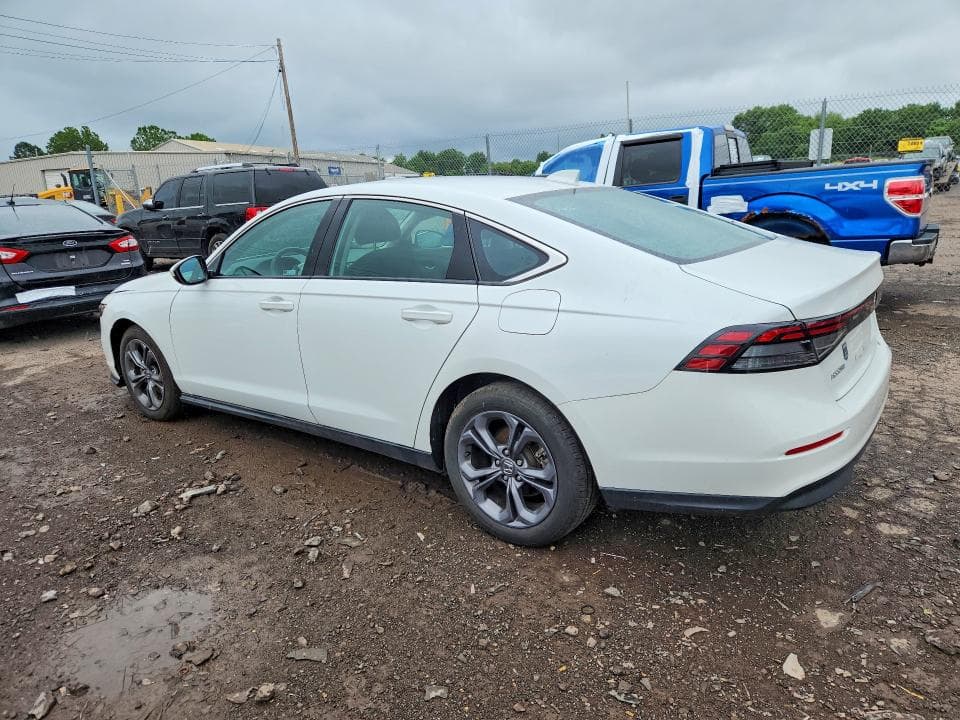 2023 HONDA ACCORD EX 2