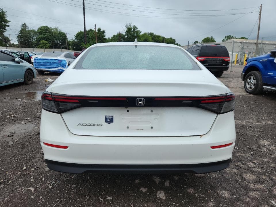 2023 HONDA ACCORD EX 5