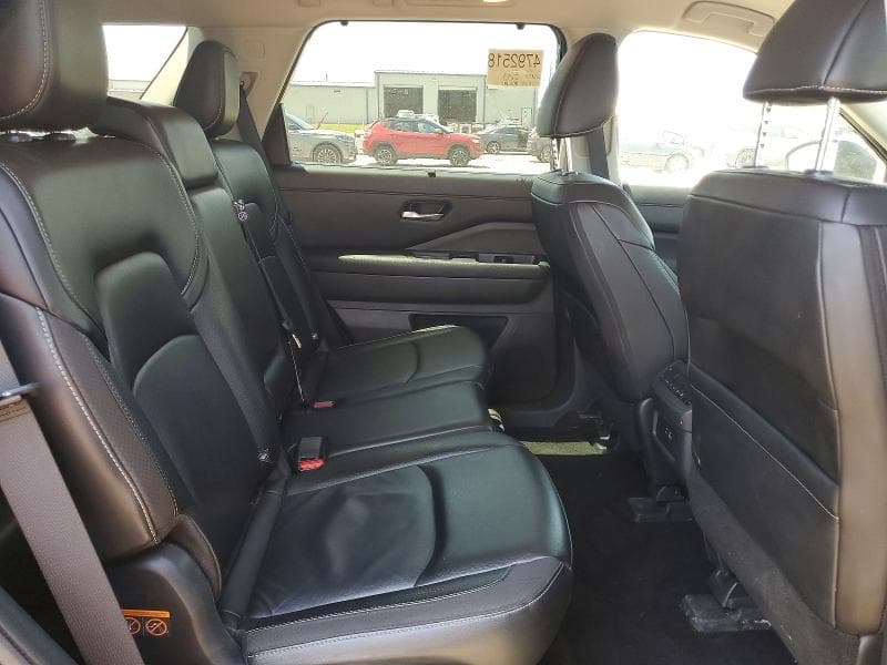 2024 NISSAN PATHFINDER SL SL 11