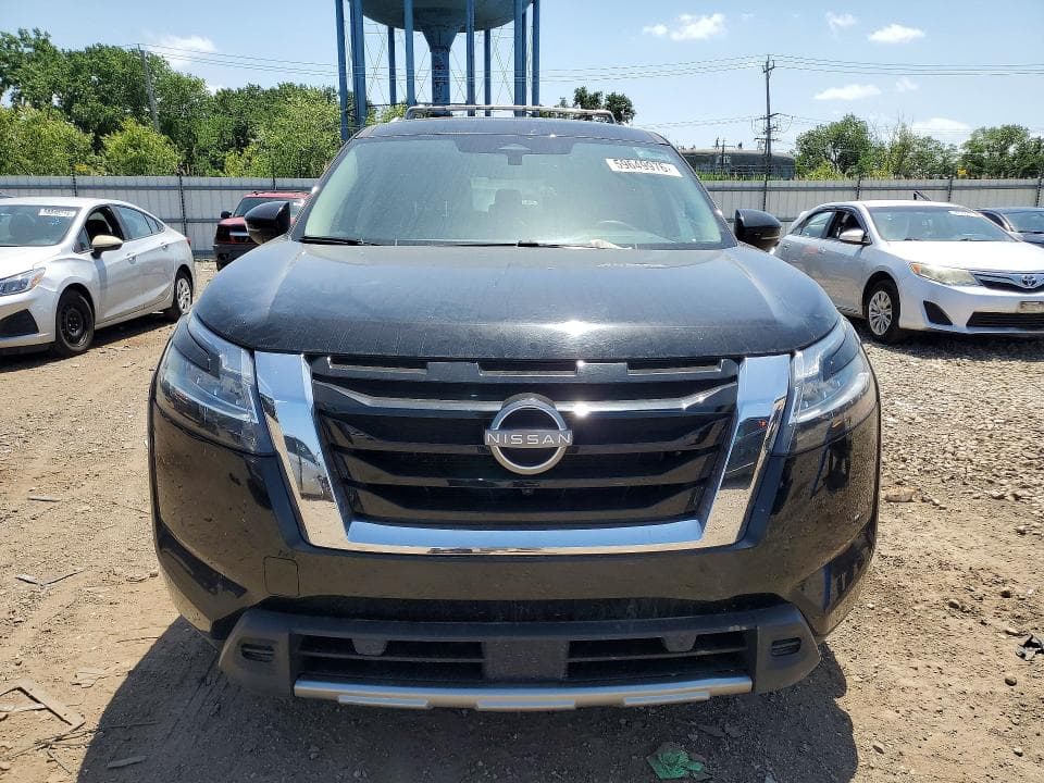 2024 NISSAN PATHFINDER SL SL 5