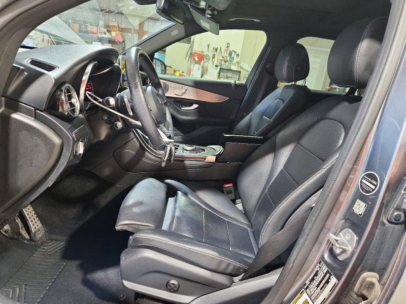 2019 MERCEDES-BENZ GLC 300 4MATIC 7