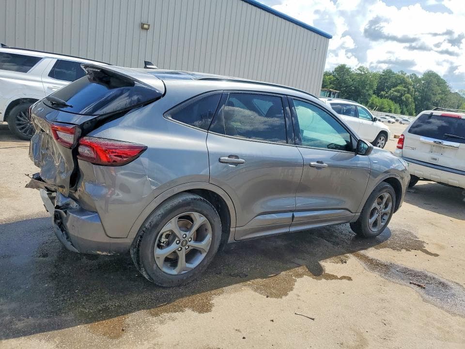 2024 FORD ESCAPE ST LINE 3