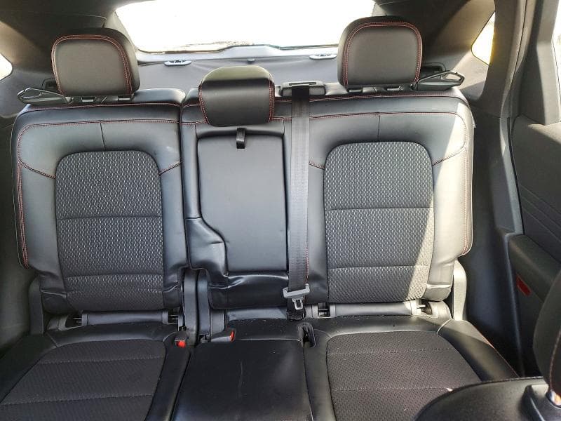 2024 FORD ESCAPE ST LINE 10