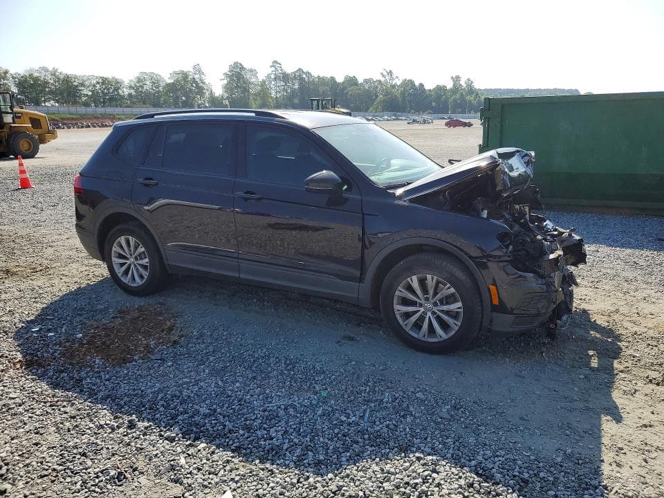 2019 VOLKSWAGEN TIGUAN S 4