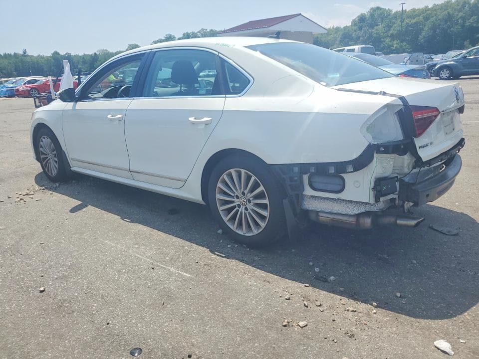 2017 VOLKSWAGEN PASSAT 2