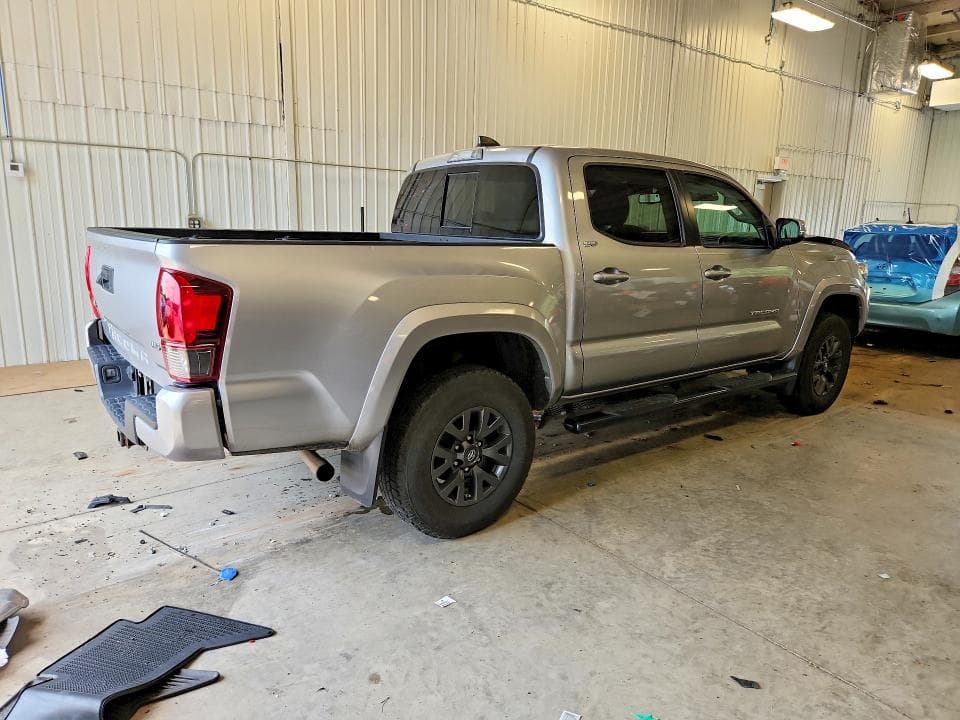 2020 TOYOTA TACOMA SR5 V6 3
