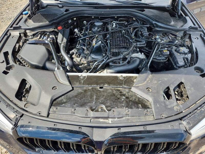 2018 BMW 5 SERIES 11
