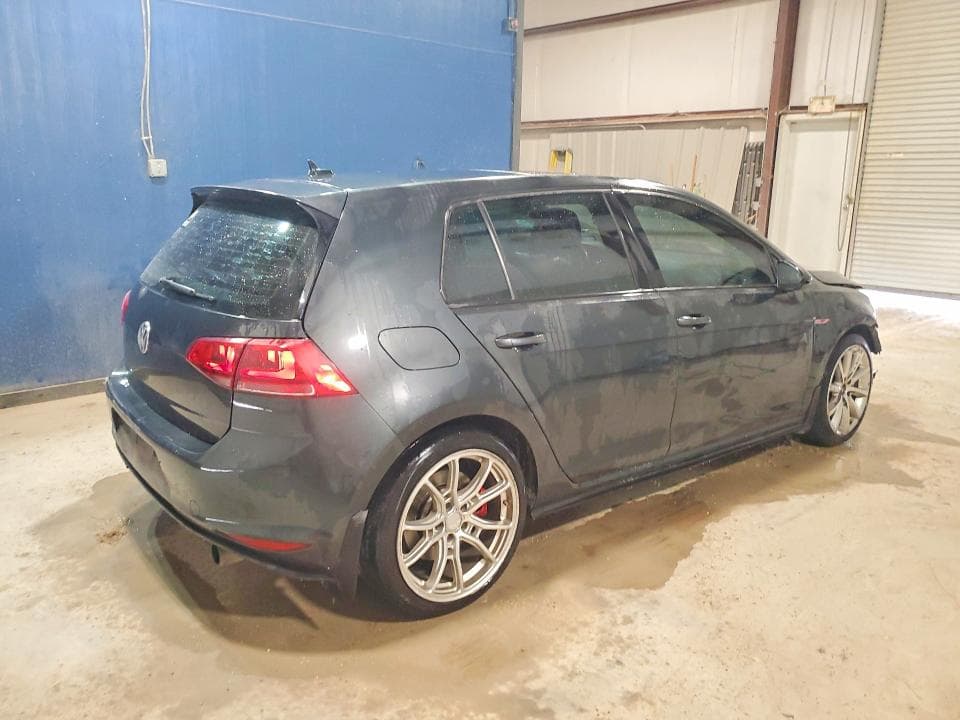 2017 VOLKSWAGEN GTI S/SE 3