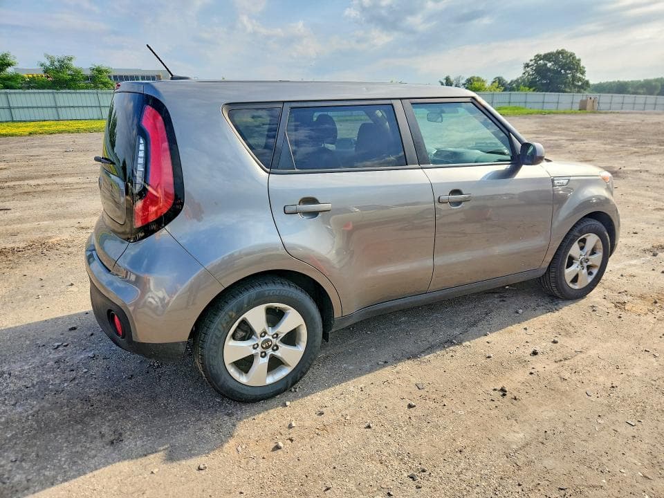 2017 KIA SOUL BASE 3
