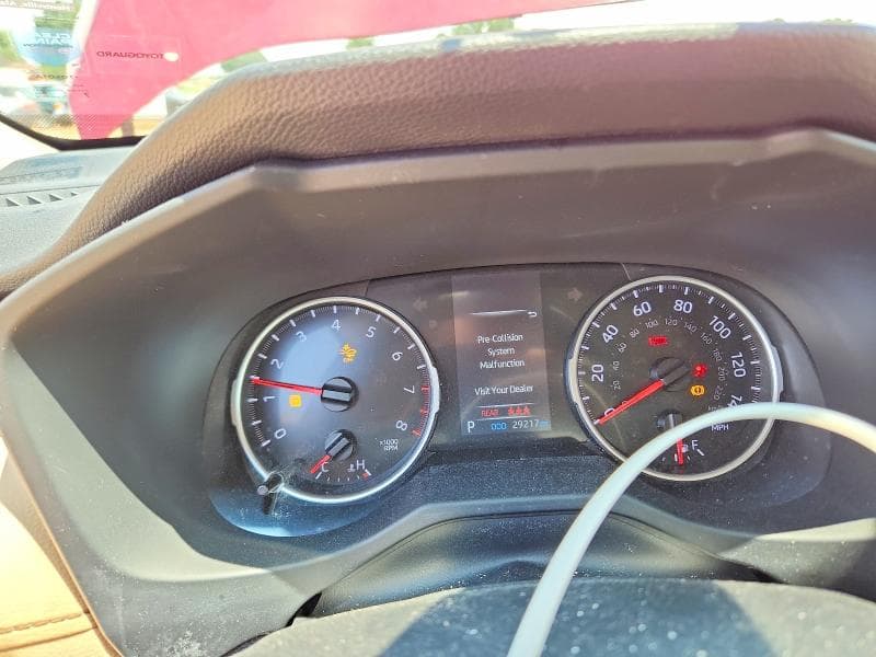 2022 TOYOTA RAV4 LE LE 9