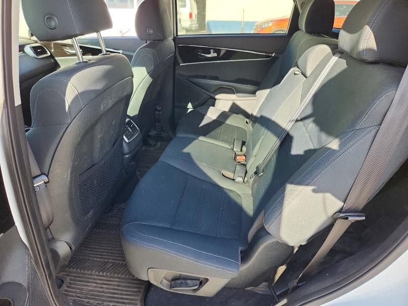 2020 KIA SORENTO S S 10