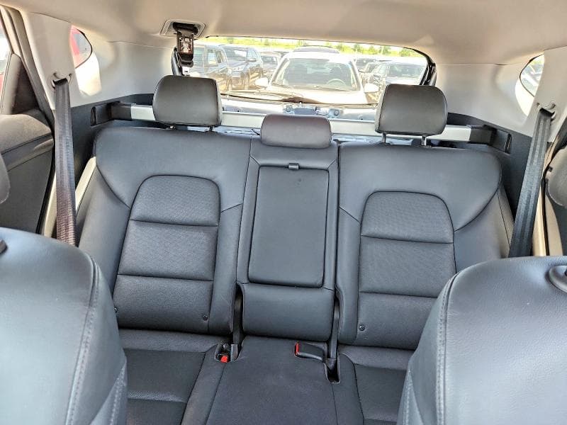 2016 HYUNDAI TUCSON LIMITED LIMITED 10
