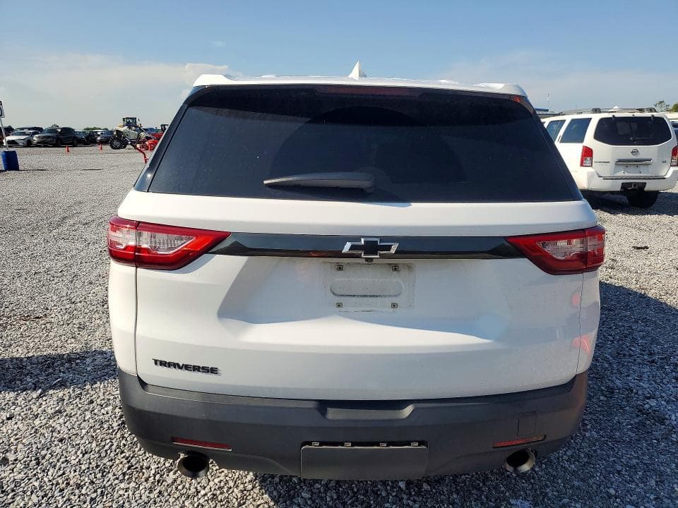 2019 CHEVROLET TRAVERSE LS 6