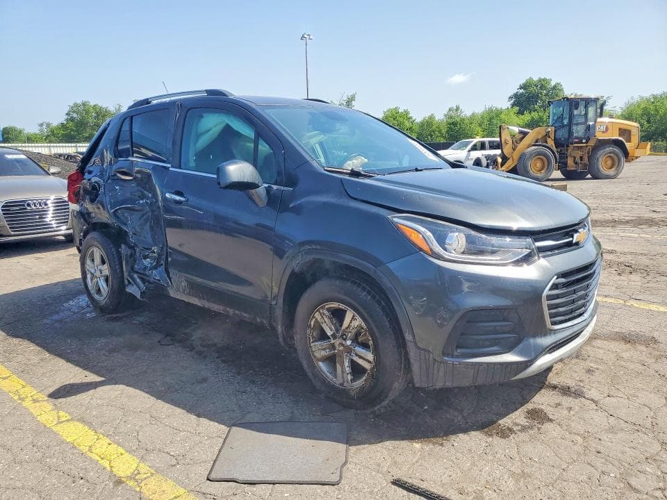 2017 CHEVROLET TRAX 1LT 4
