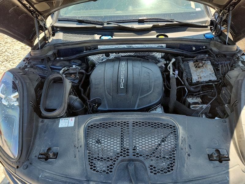 2020 PORSCHE MACAN 12
