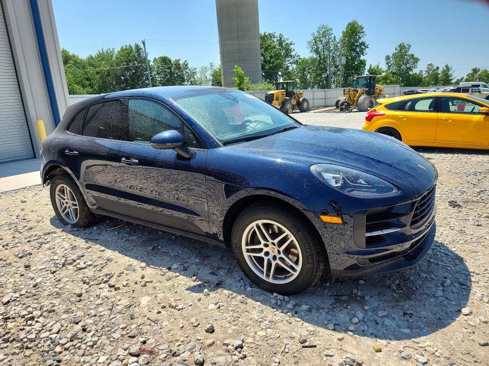 2020 PORSCHE MACAN 4