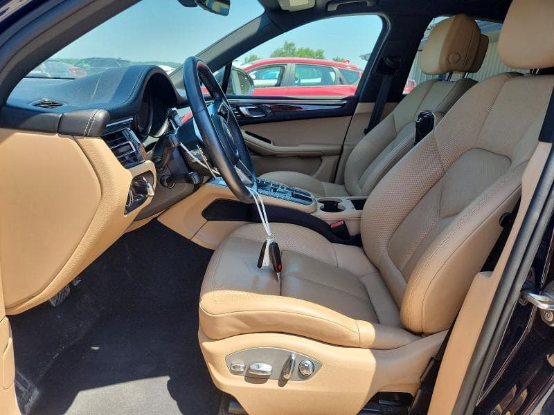 2020 PORSCHE MACAN 7