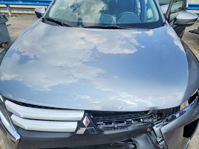 2020 MITSUBISHI ECLIPSE CROSS ES 12