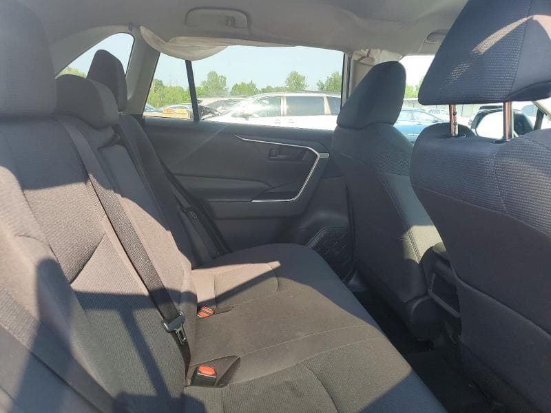 2019 TOYOTA RAV4 LE 11