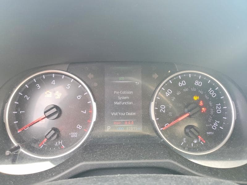 2019 TOYOTA RAV4 LE 9