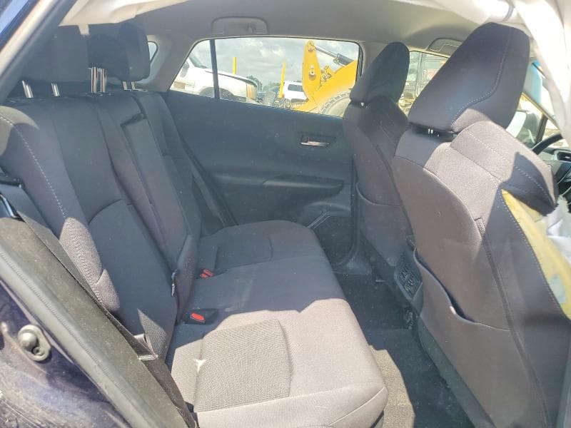 2021 TOYOTA VENZA LE 11