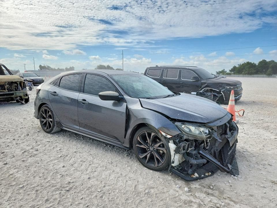 2018 HONDA CIVIC SPORT SPORT 4